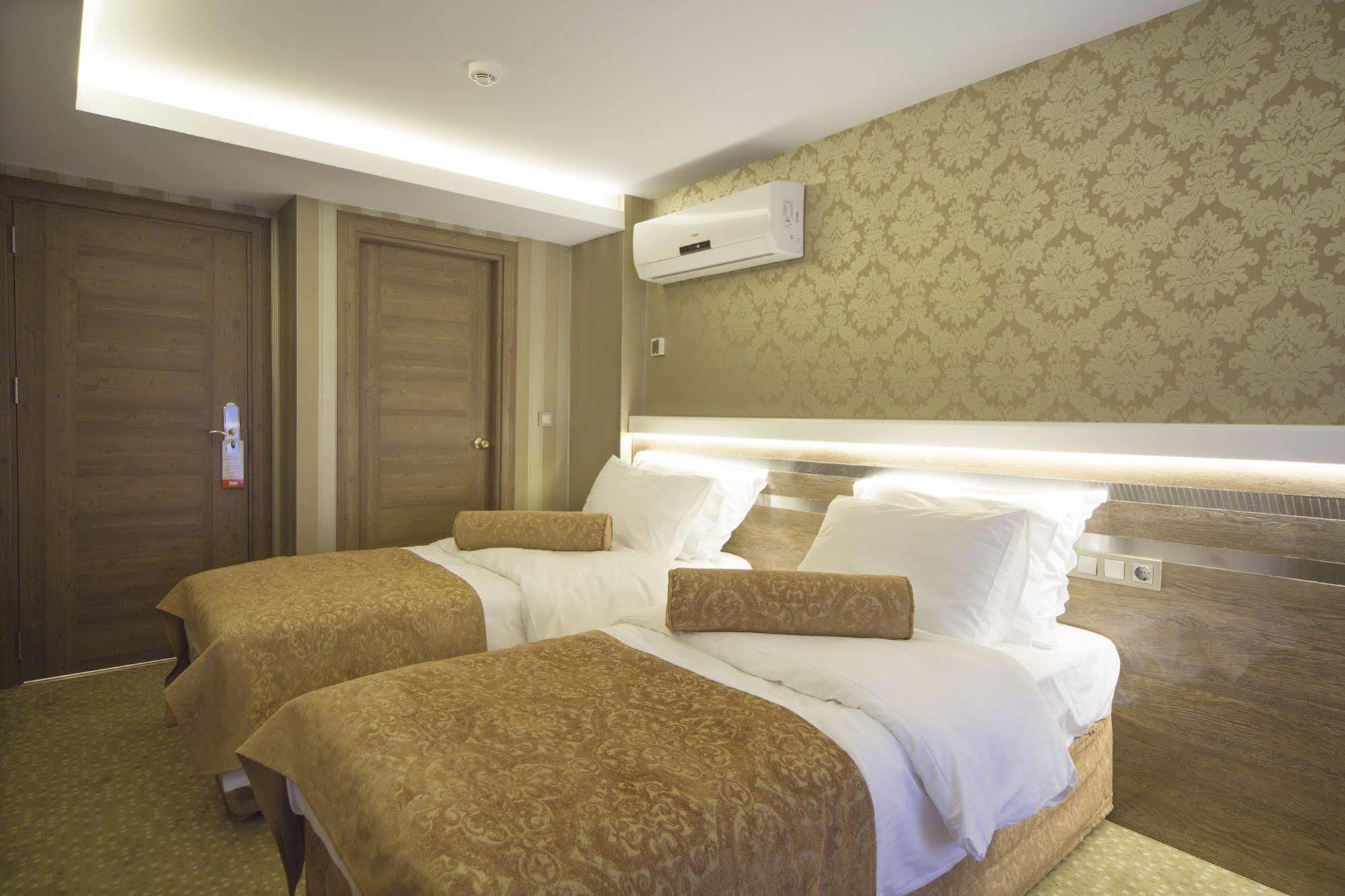 Golden Rain Hotel Old City Istanbul Exteriör bild